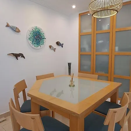 Casa Cristalina. Brisa Del Mar De Con Sus Calas. Mar Y Piscina En Familia. * Хавеа