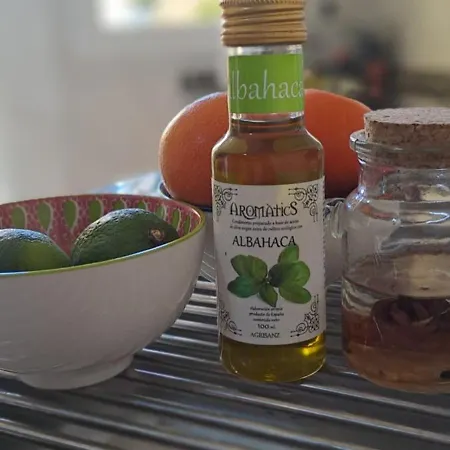 Casa Cristalina. Brisa Del Mar De Con Sus Calas. Mar Y Piscina En Familia. *